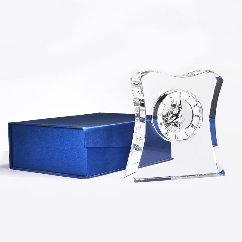 High Quality Customized Logo Printing Office Decoration Clear Crystal Table Clock for Home Decoration