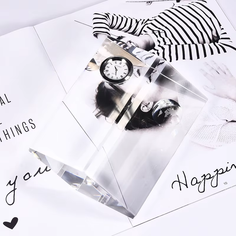 Manufacturer Direct Sales Business Crystal Clock Gifts Home Decoration K9 Crystal Pillar Clock Festival Decoration Clock
