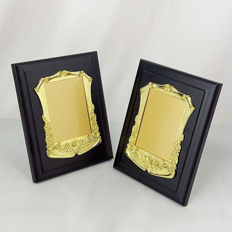 Blank Walnut Wood Plaque Wooden Business Trophy Award with Gold Plate Certificate MH-LJ0804