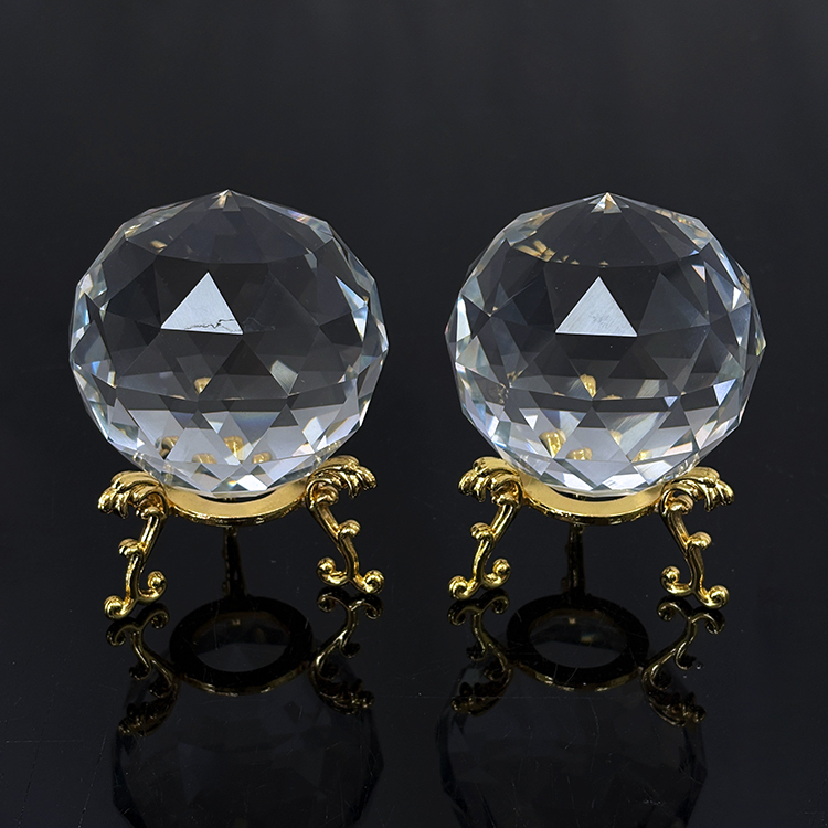 Faceted Crystal Ball Sphere with Gold Metal Stand MH-Q0292