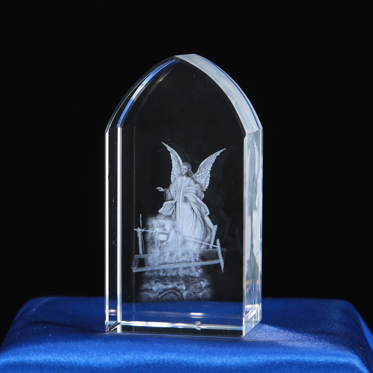 Wholesale Cheaper Products Statues Decoration Supplier Custom Glass Crystal Catholic Religious Items