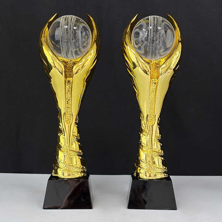 Gold Resin with cricket Ball Sports Event Crystal Trophy Award MH-LJ0716