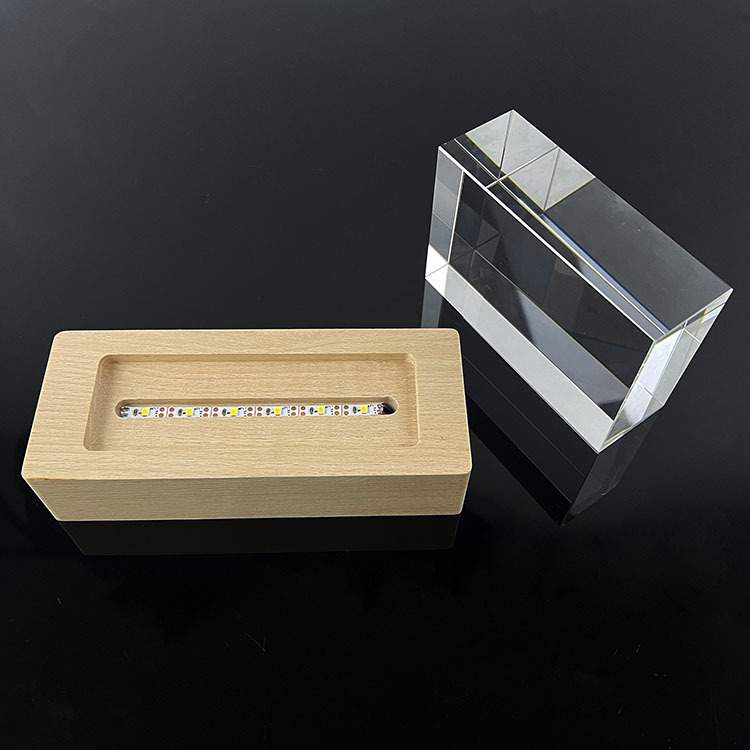 2024 New Night Light Laser Moon Cloud Engraved Crystal Block Cube Paperweight with Wooden Light Base MH-F0596