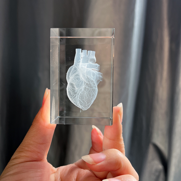 3D Laser Heart Brand Name Engraved Crystal Block Cube Paperweight MH-F0591