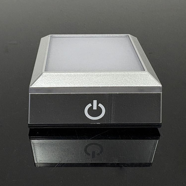 Square Plastic Black Silver Led Light Base with USB Line for Crystal MH-F0639