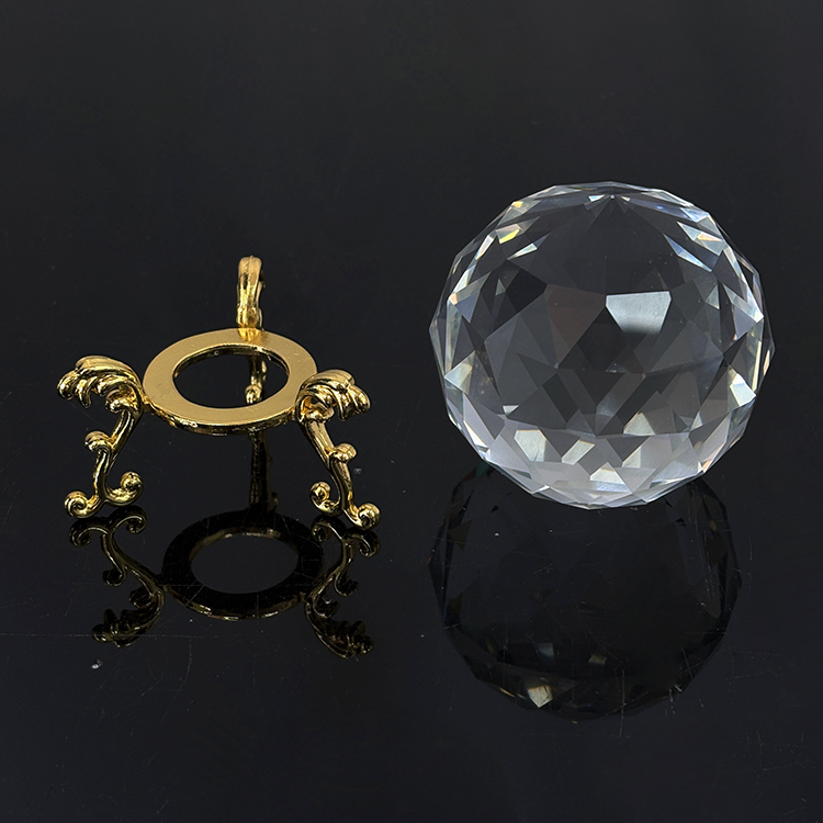 Faceted Crystal Ball Sphere with Gold Metal Stand MH-Q0292