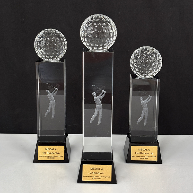 Personalized Glass Crystal Golf Ball Trophy with Cube Base with Gold Plate MH-Q0251