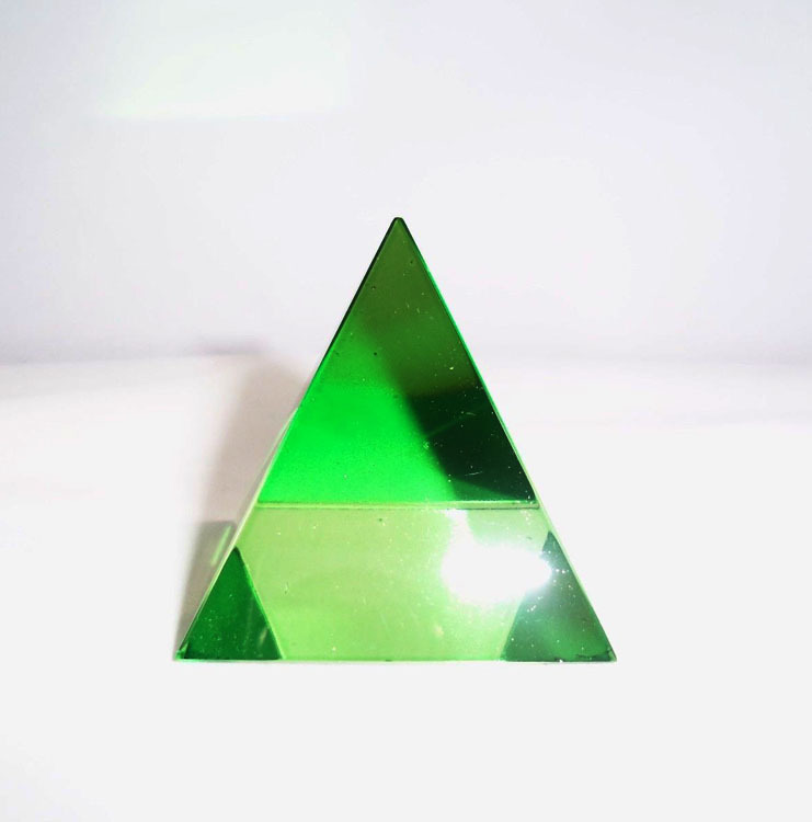 Red Green Yellow clear Crystal Pyramid Statue Cut Glass Ornament MH-F0559