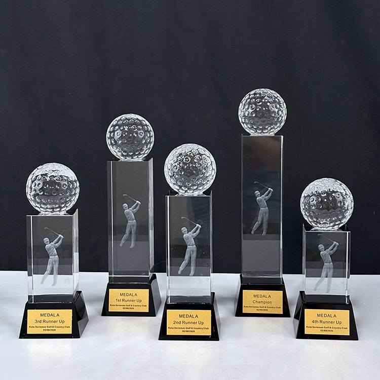 Personalized Glass Crystal Golf Ball Trophy with Cube Base with Gold Plate MH-Q0251