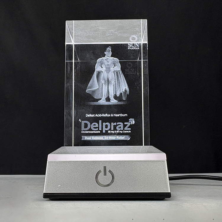 Laser Crystal Block Cube Paperweight with Sensitive Touch Switch Led Light Base MH-F0692