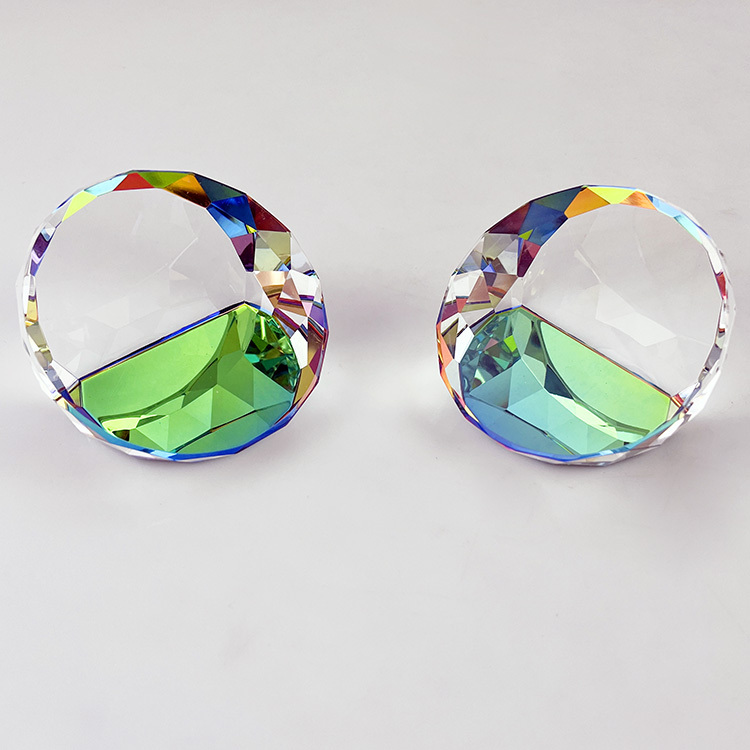Rainbow Coating Round Diamond Cut Paperweight MH-F0389