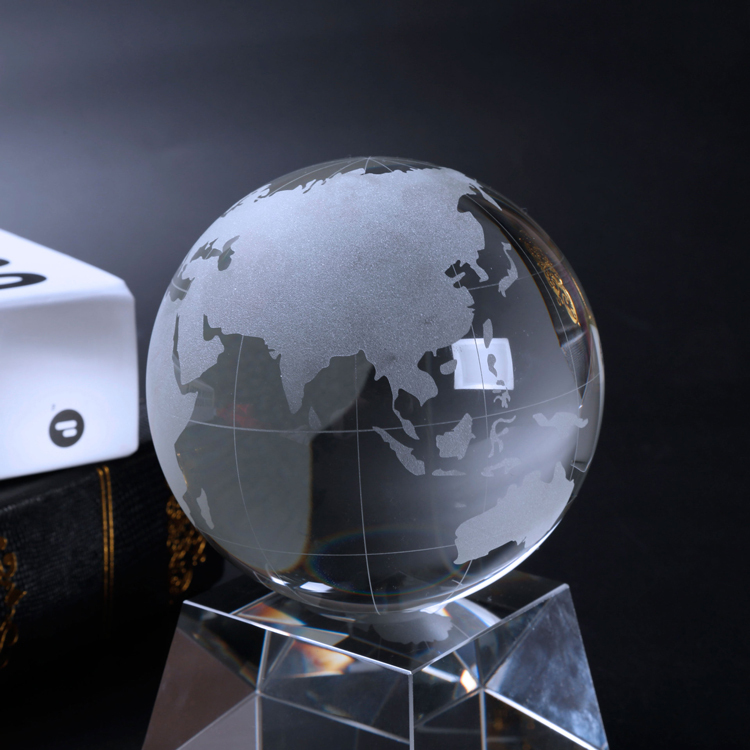 Glass World Crystal Globe on Pedestal Base MH-Q0229