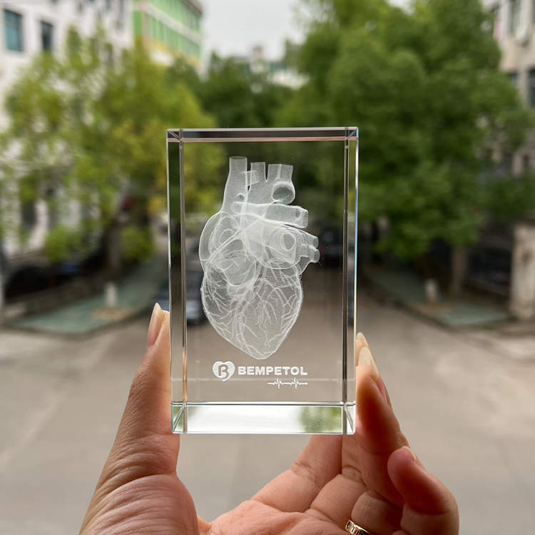 3D Laser Heart Brand Name Engraved Crystal Block Cube Paperweight MH-F0591