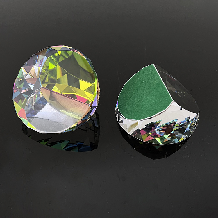Rainbow Coating Round Diamond Cut Paperweight MH-F0389