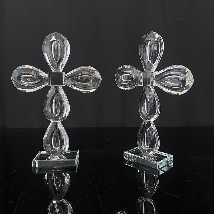 13.5x19cm Clear Crystal Glass Standing Cross MH-15557