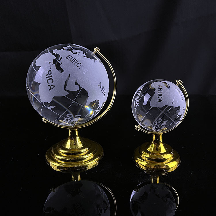 Crystal Globe with Continent Wording on Golden Metal Stand  MH-Q0236