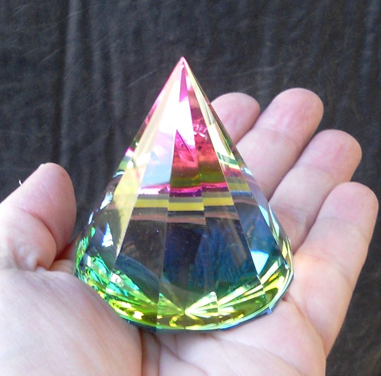 Crystal Rainbow Faceted Cone with Dome Pyramid Paperweight MH-F0577