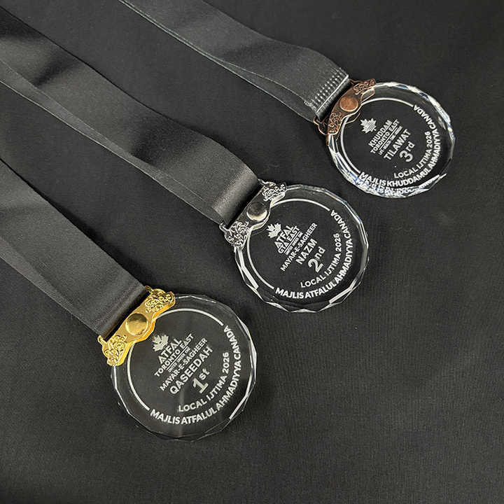 Gold Silver Bronze Metal Personalized Clear Glass Crystal Medal with Ribbon MH-LJ0751