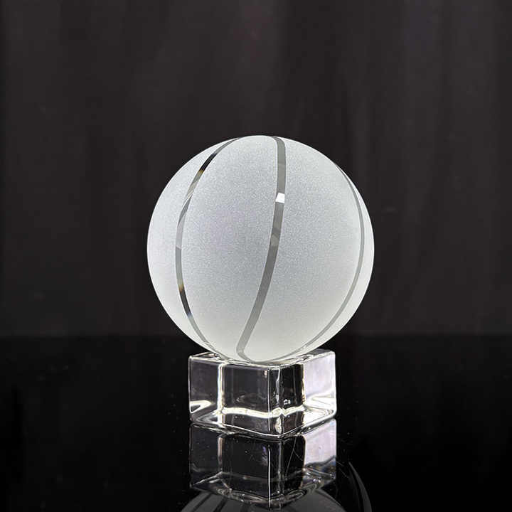 Optical Crystal Glass Basketball with Base Sports Events MH-Q0143