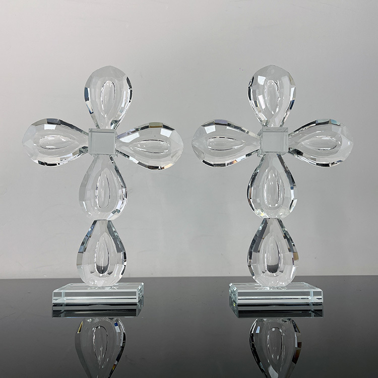 13.5x19cm Clear Crystal Glass Standing Cross MH-15557