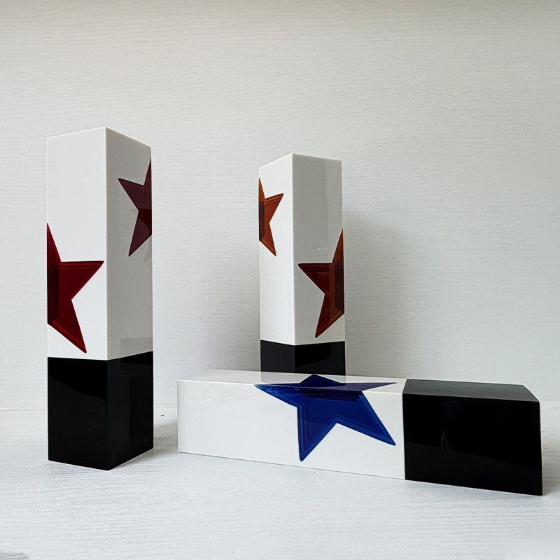 Factory Creative Colorful Resin Star Beautiful Upright Gift Personalized Logo Achievement Trophy