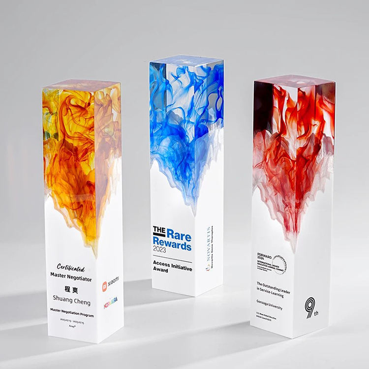Customizable High Grade Champion Resin Trophy Small Bridge Design Custom Color Crystal Material for Martial Arts Awards