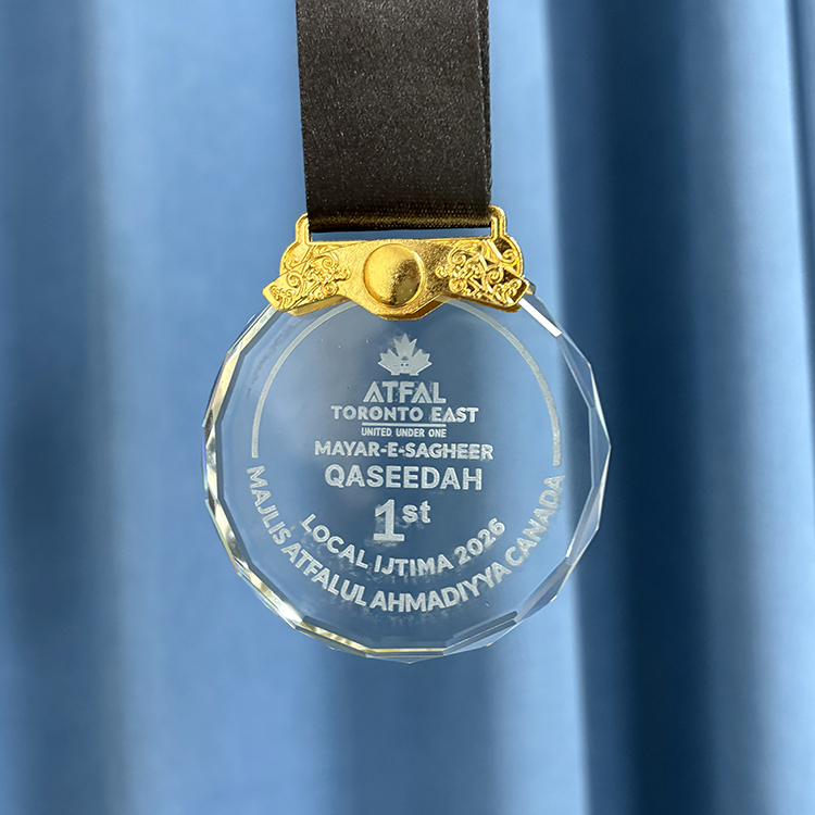 Gold Silver Bronze Metal Personalized Clear Glass Crystal Medal with Ribbon MH-LJ0751