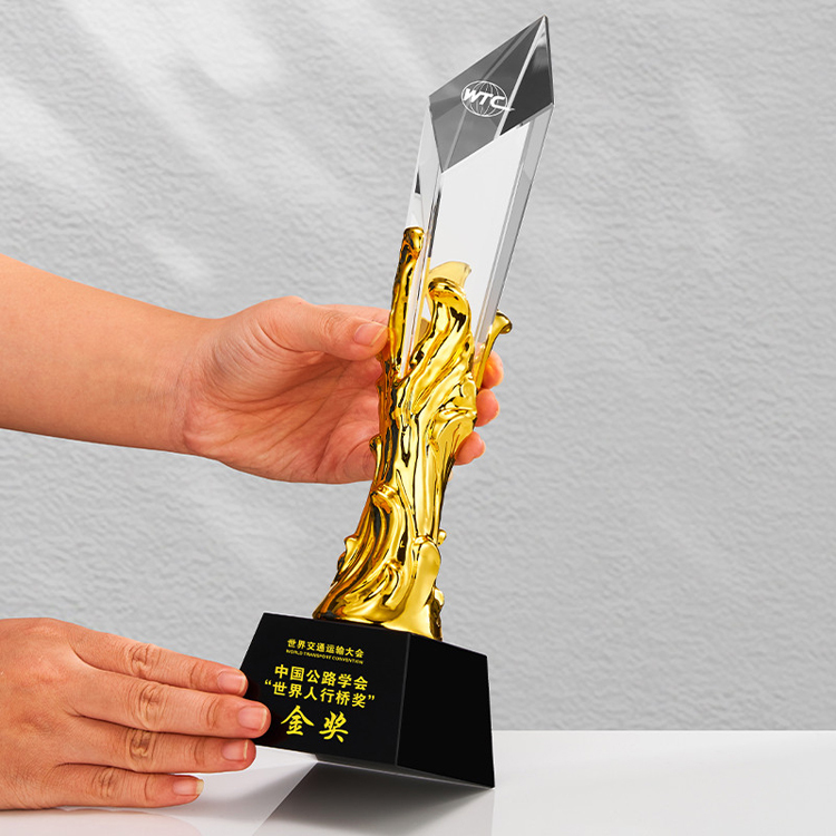 Custom Engraved Star Crystal Trophy Award with Personalized Logo for Corporate Recognition Ceremony