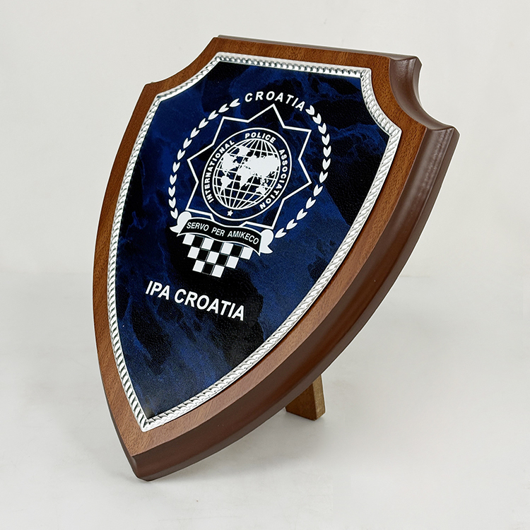 20x25cm Shield Shape Wooden Certificate Award with Silver Blue Metal Plate MH-LJ0752