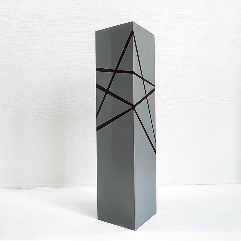 New Product Wholesale Customizable champion Resin Trophy Design Customized Color Resin Material Crafts