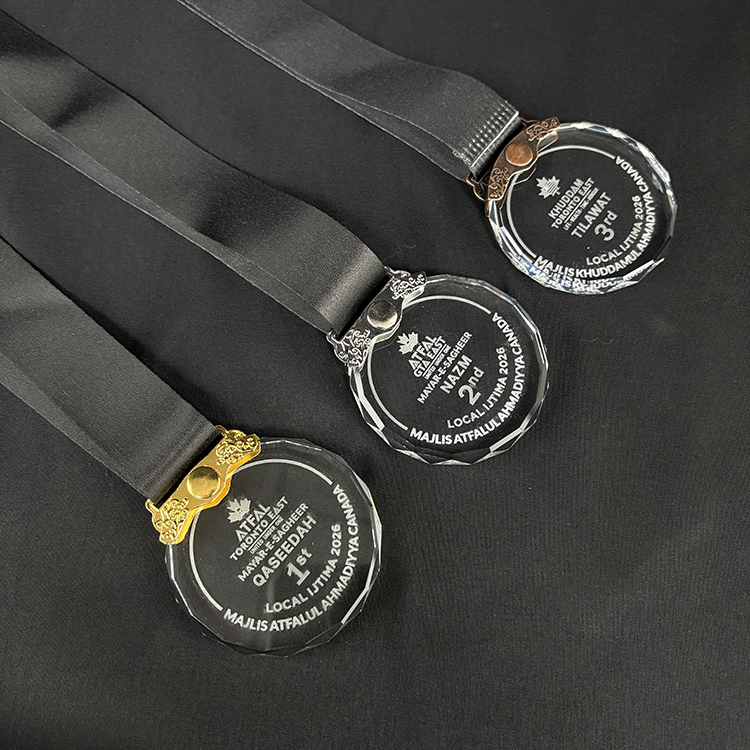 Gold Silver Bronze Metal Personalized Clear Glass Crystal Medal with Ribbon MH-LJ0751