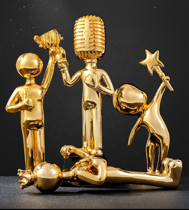 Honor of Crystal Custom Resin Trophy Prizes Creative Cute Characters Speech Singing Resin Personal Trophy Gifts