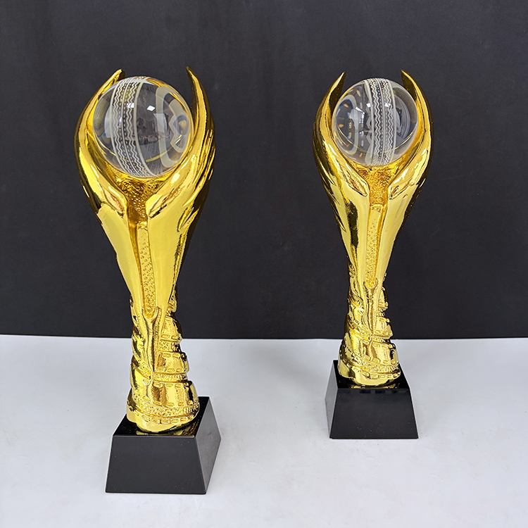 Gold Resin with cricket Ball Sports Event Crystal Trophy Award MH-LJ0716