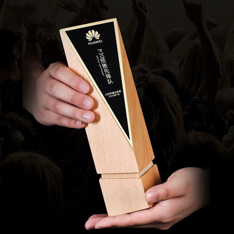 Factory Wholesale Wooden Plaques Trophy Awards Custom Sandblasting Wooden Souvenir Plaques Trophy
