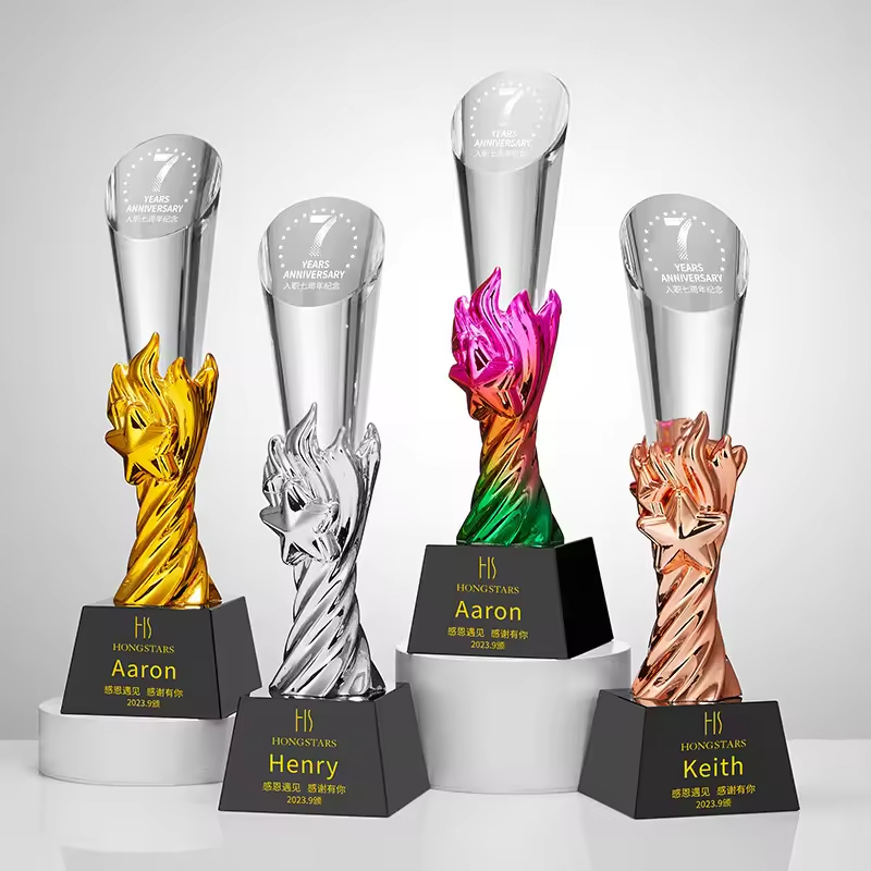 Hot Selling Crystal Trophy Glass Awards Souvenir Resin Trophy Custom Logo Engrave Crystal Trophy Champion Award