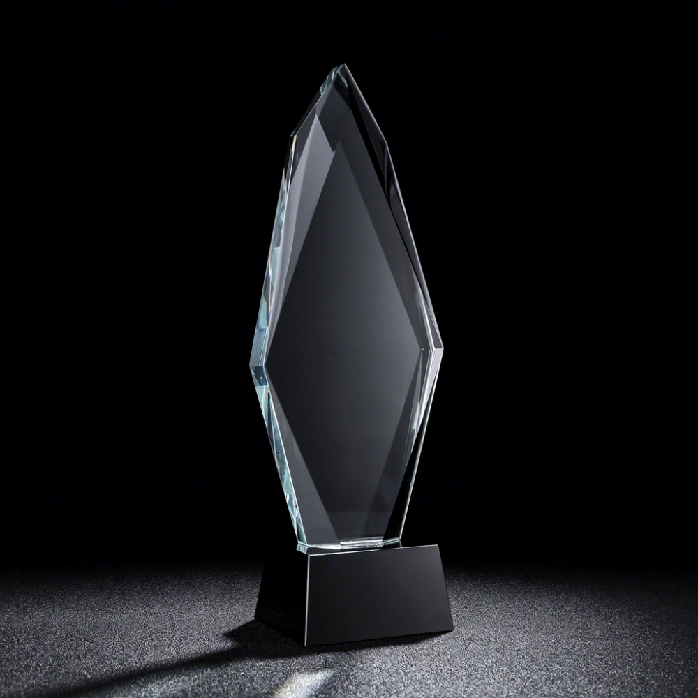 Design 3D Engraved Crystal for Anniversary Ceremony Embassy Trophy Crystal Award