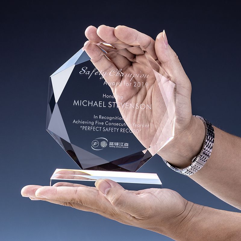 Customized Top Grade K9 Crystal Glass Trophy Souvenir Crystal Gift Wholesale Crystal Award Trophy