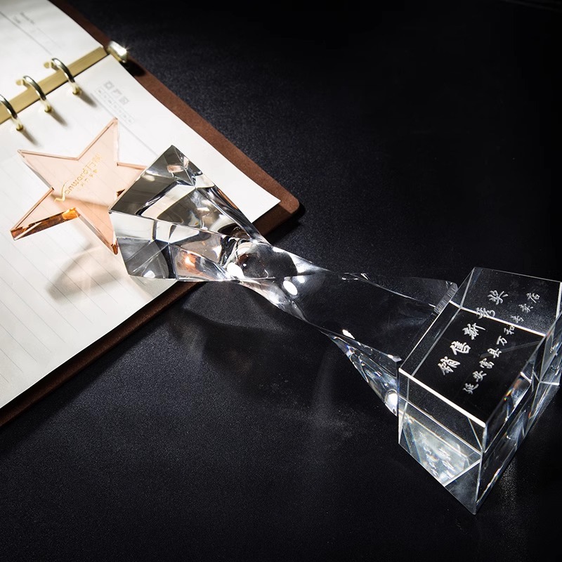 Direct From Manufacturer Crystal Five-Pointed Star Square Twist Column Trophies Annual Awards Medals Elegant Plaques Design