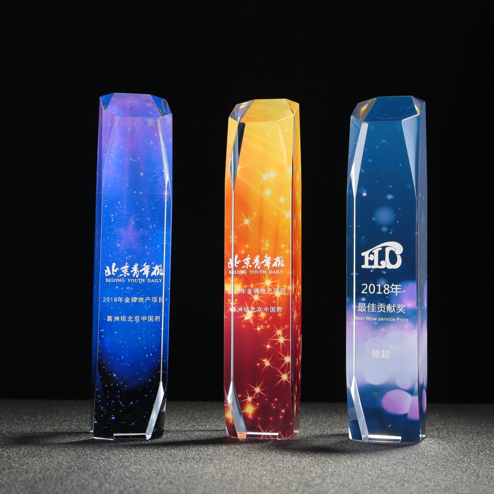 Manufacturer Professional K9 Crystal Material High Quality Custom Color Printing Crystal Award Glass Trophy