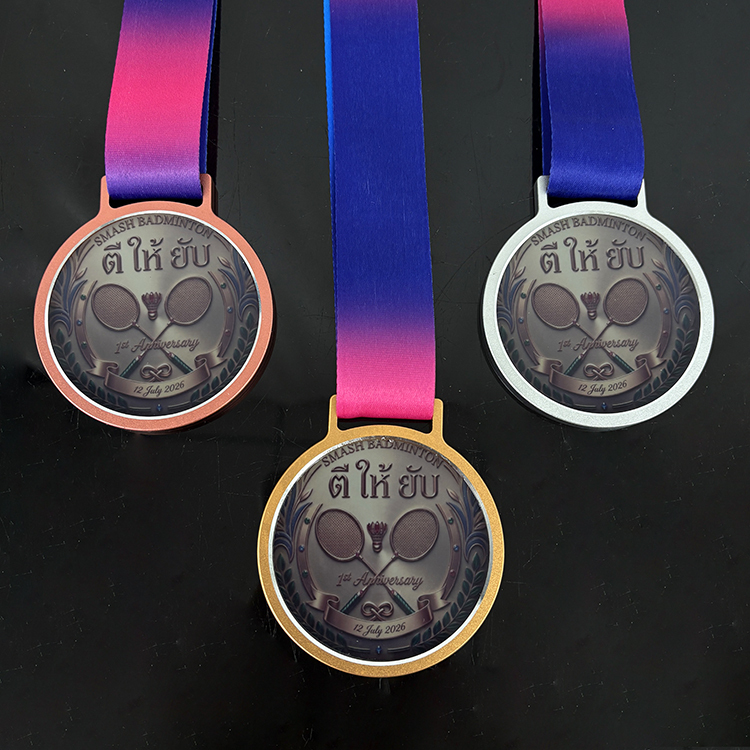 Personalized Gold Silver Bronze Metal Round Crystal Glass Medallion Medal MH-LJ0695