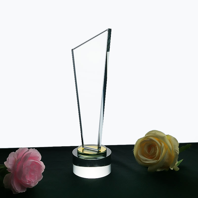 Unique Souvenir Gifts With Engraving Logos K9 Crystal Trophy Award