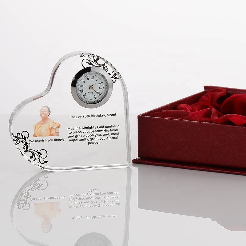 2025 Retail Hot Sale Father's Day Mother's Day Gift Valentine Family Memento Crystal Heart Clock Custom