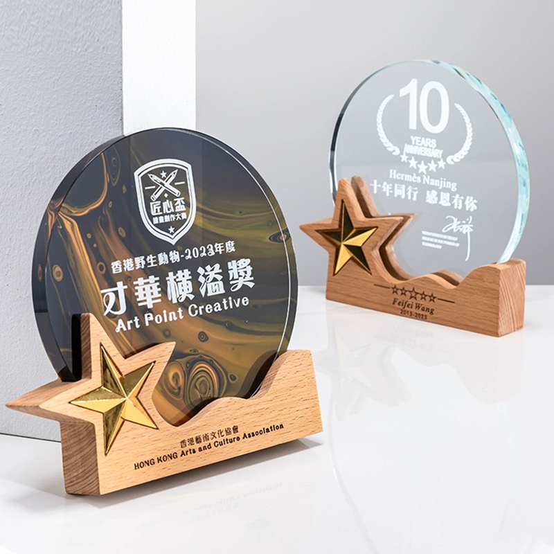 2025 Hot Sale Colorful Crystal Round Shape Trophy Medal Engraved Wooden Base With Gold Metal Star Honor Award Custom