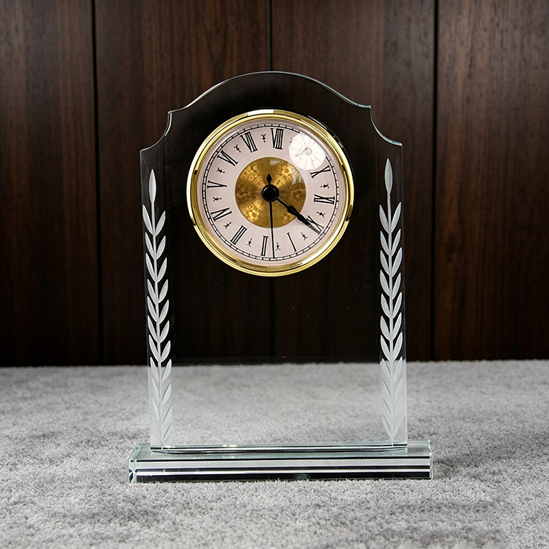 High-end School Business Retirement Souvenirs Office Desk Crystal Clock Ornaments Laser Engraved Custom