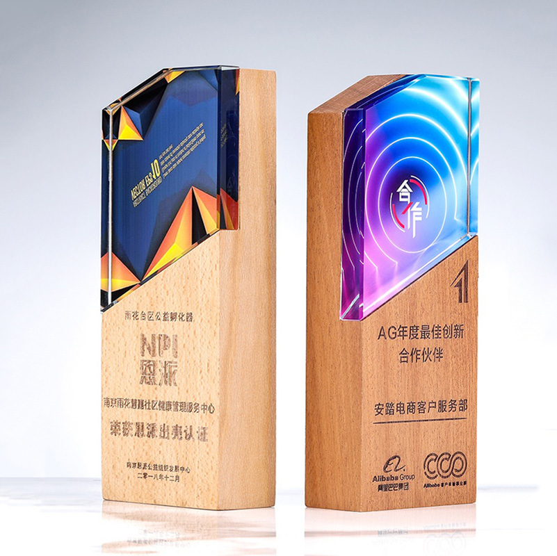 Color Printing Wood Trophy Awards Sandblasting Crystal Prize Trophy Crystal Glass Plaque Award WIth Wooden Base