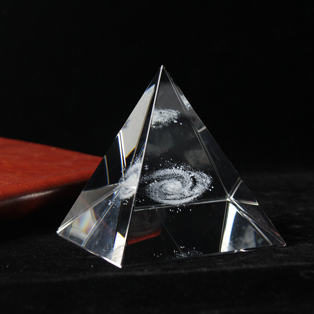 Hot Selling Fengshui Crystal Pyramid with Galaxy Engraving
