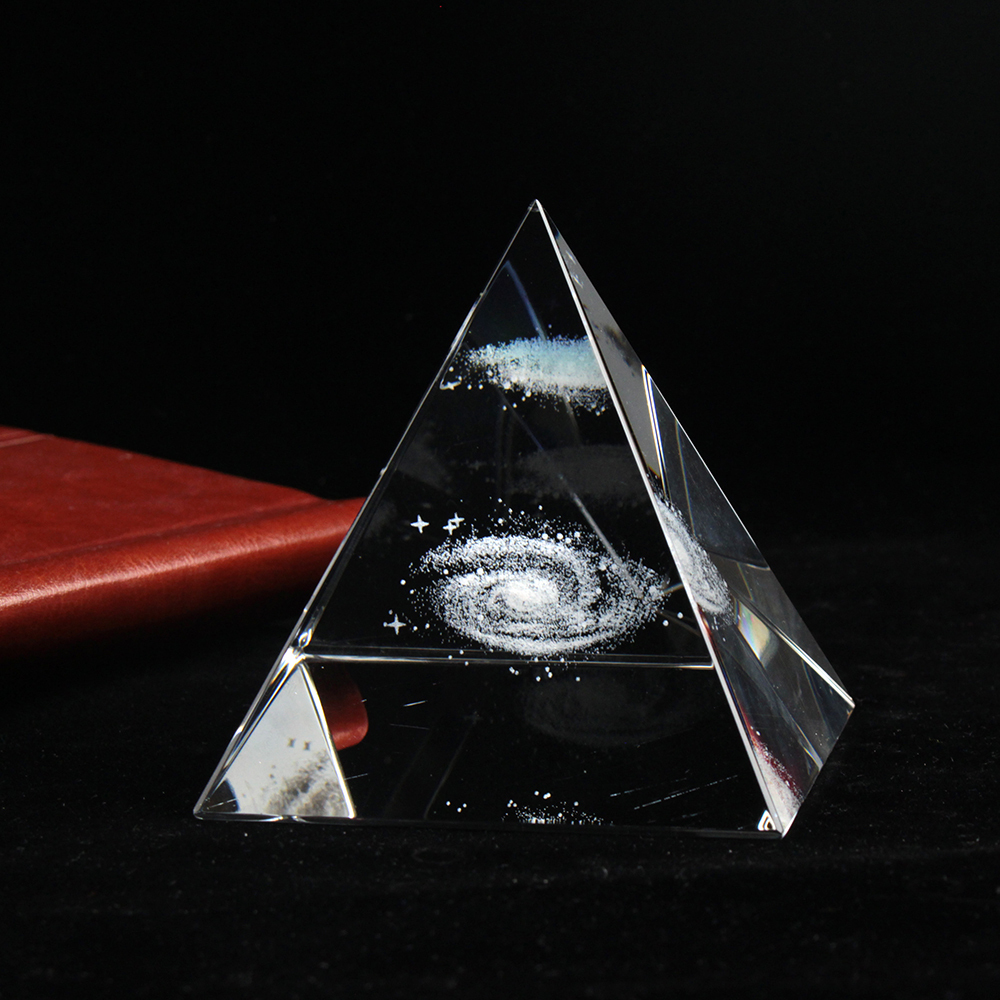 Hot Selling Fengshui Crystal Pyramid with Galaxy Engraving
