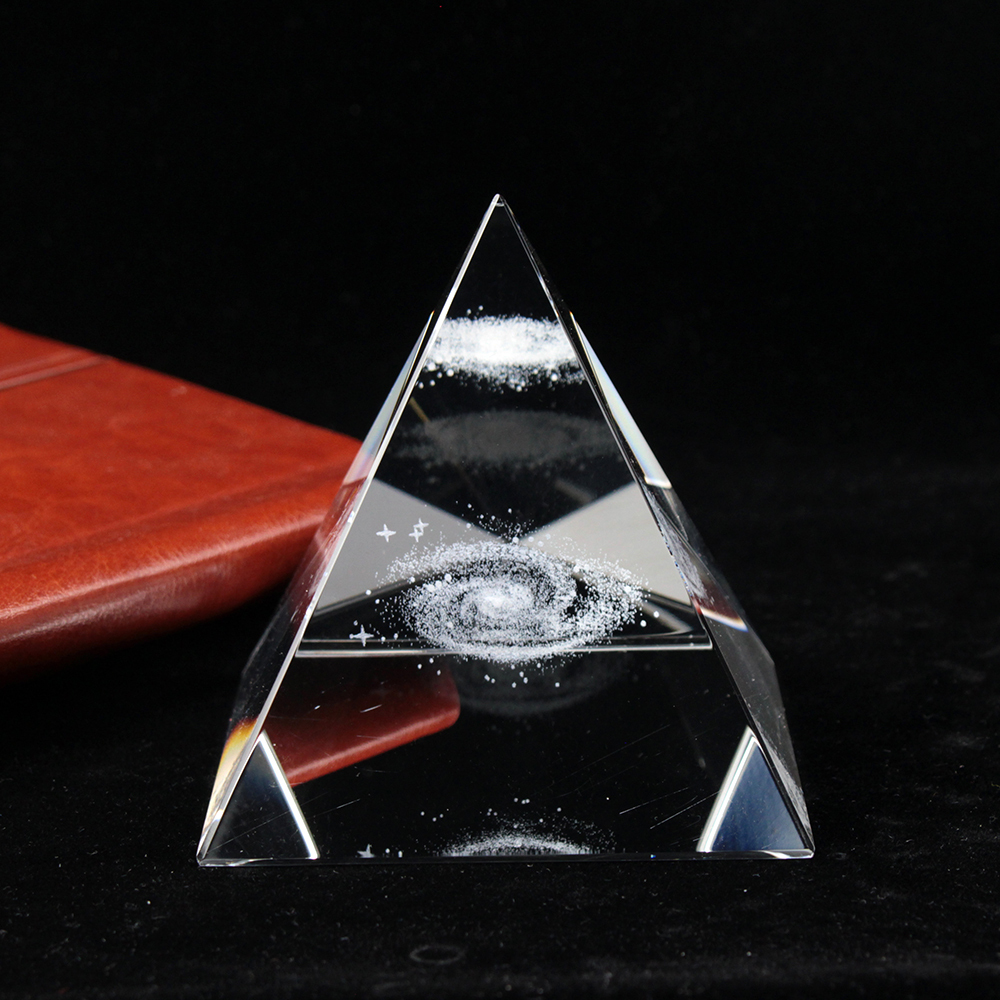 Hot Selling Fengshui Crystal Pyramid with Galaxy Engraving