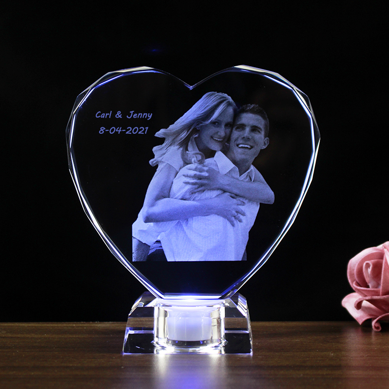 Unique Personalized Picture Etched Engraved Crystal Heart Engraved Photo Prize With LED Light Base