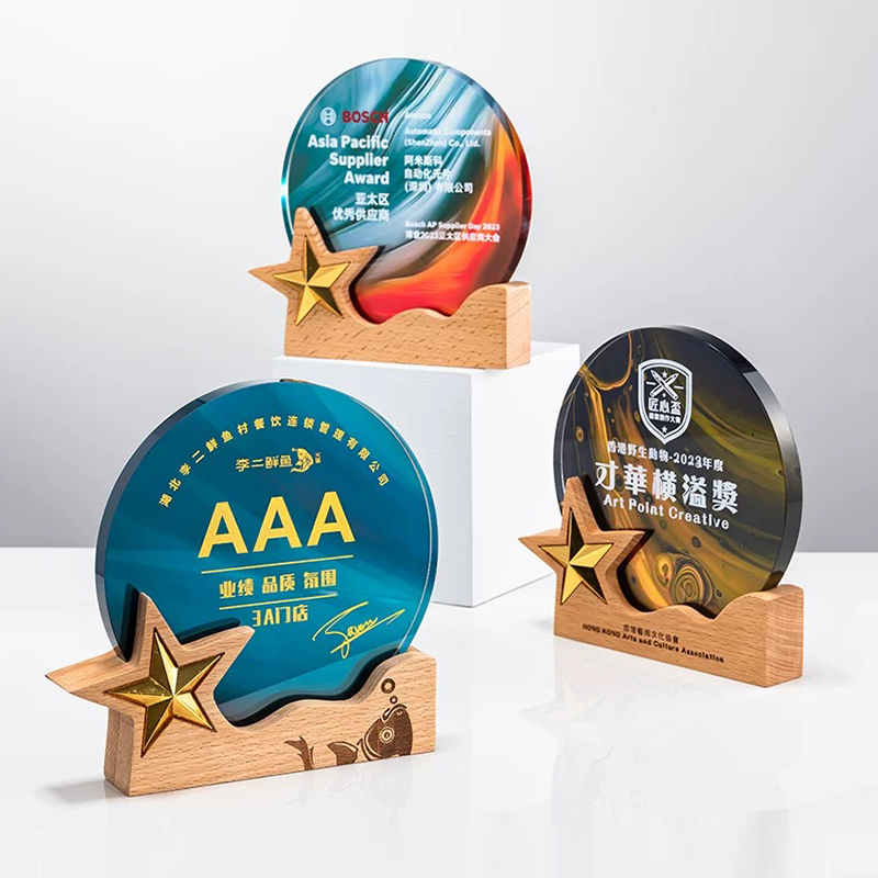 2025 Hot Sale Colorful Crystal Round Shape Trophy Medal Engraved Wooden Base With Gold Metal Star Honor Award Custom